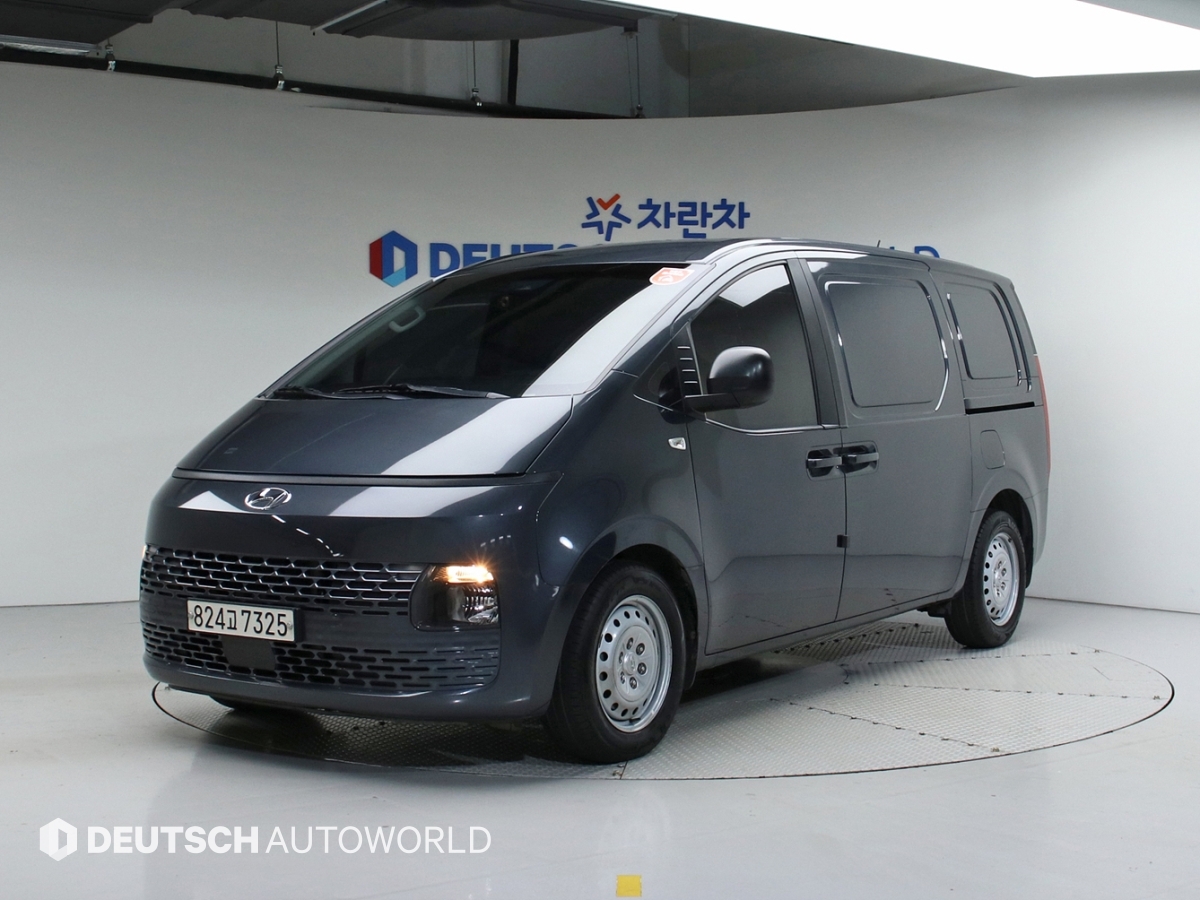 Staria Cargo 2022